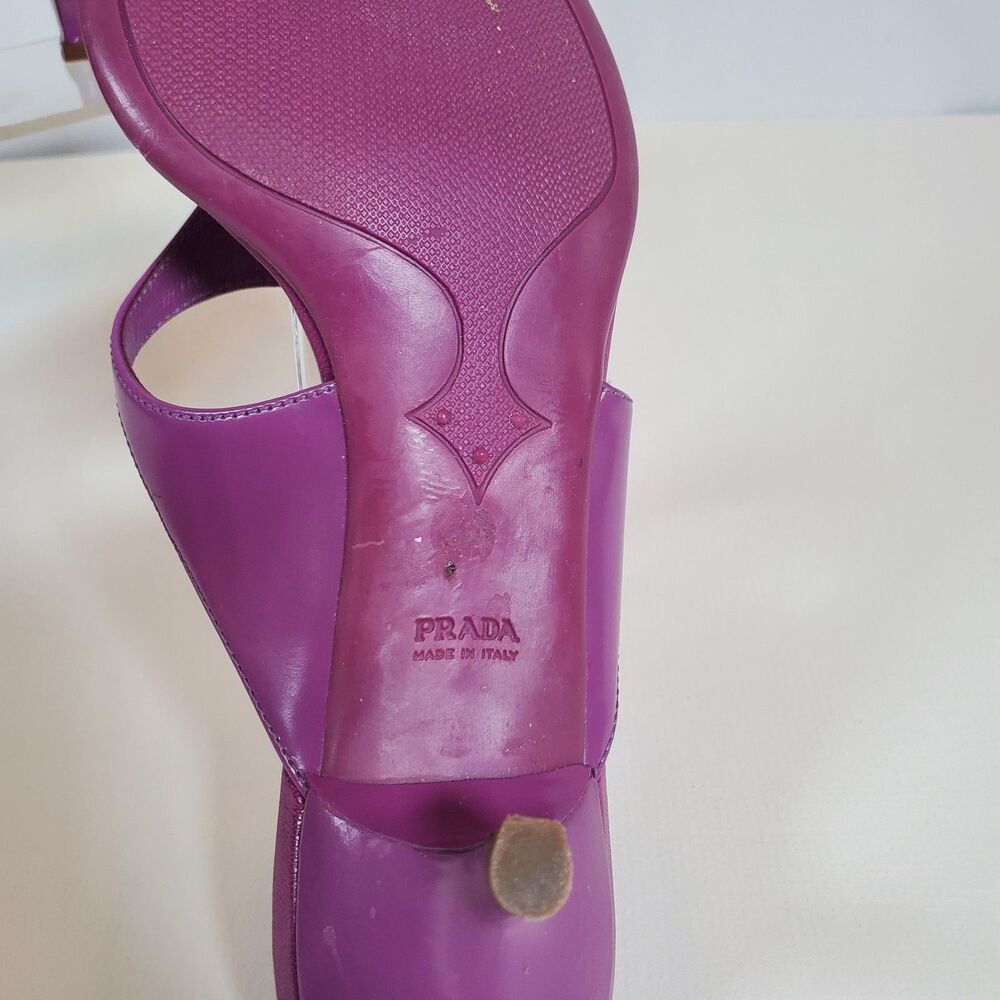 Vintage Prada Women’s Sandals EU 37 US 7 Purple Leather Thong Kitten Heel Italy - Picture 8 of 14